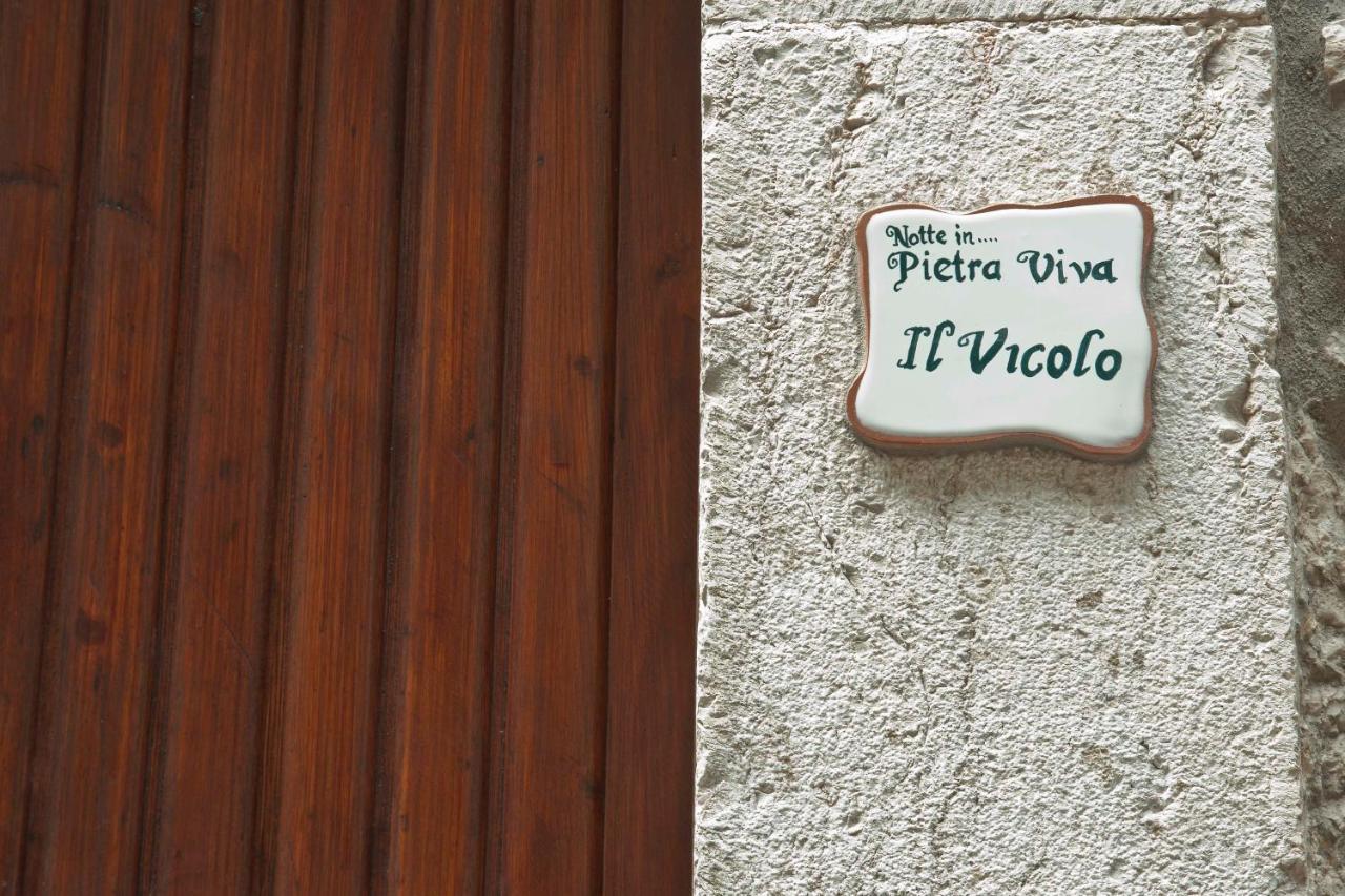 Casa Vacanze "Pietra Viva" Castelnuovo Parano Bagian luar foto